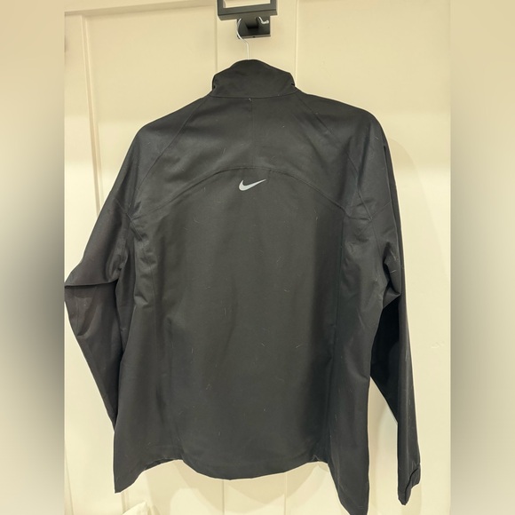 Nike Golf Storm Fit Jacket - Picture 2 of 3